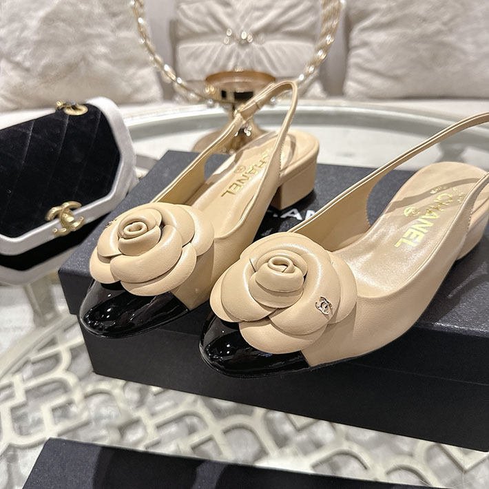 最高級シャネルスーパーコピー CHANEL 45mm カメリア ポインテッドトゥ サンダル ベルベット 2628368 50代 サンダル レディース ブランド - 画像 (2)