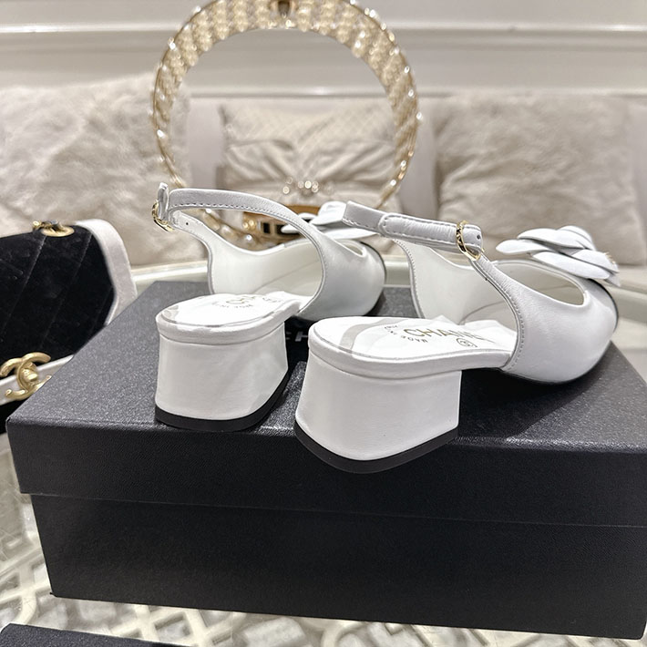 最高級シャネルスーパーコピー CHANEL 45mm カメリア ポインテッドトゥ サンダル ベルベット 2628369 サンダル レディース おしゃれ ブランド - 画像 (5)