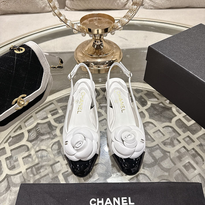 最高級シャネルスーパーコピー CHANEL 45mm カメリア ポインテッドトゥ サンダル ベルベット 2628369 サンダル レディース おしゃれ ブランド - 画像 (3)