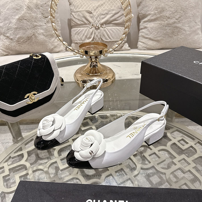 最高級シャネルスーパーコピー CHANEL 45mm カメリア ポインテッドトゥ サンダル ベルベット 2628371 レディース サンダル きれいめ - 画像 (9)