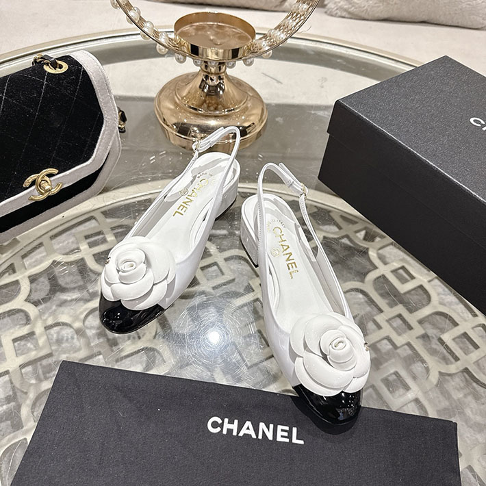 最高級シャネルスーパーコピー CHANEL 45mm カメリア ポインテッドトゥ サンダル ベルベット 2628371 レディース サンダル きれいめ - 画像 (2)