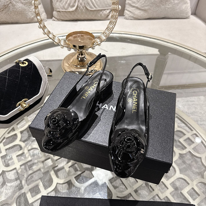最高級シャネルスーパーコピー CHANEL 45mm カメリア ポインテッドトゥ サンダル ベルベット 2628372 サンダル おしゃれ 歩きやすい - 画像 (7)