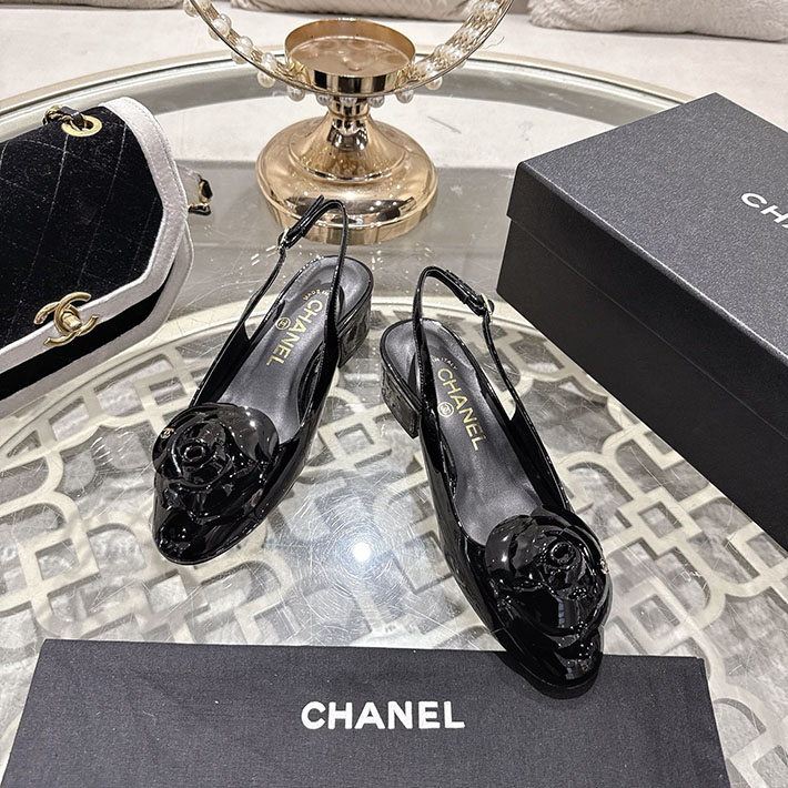 最高級シャネルスーパーコピー CHANEL 45mm カメリア ポインテッドトゥ サンダル ベルベット 2628372 サンダル おしゃれ 歩きやすい - 画像 (2)
