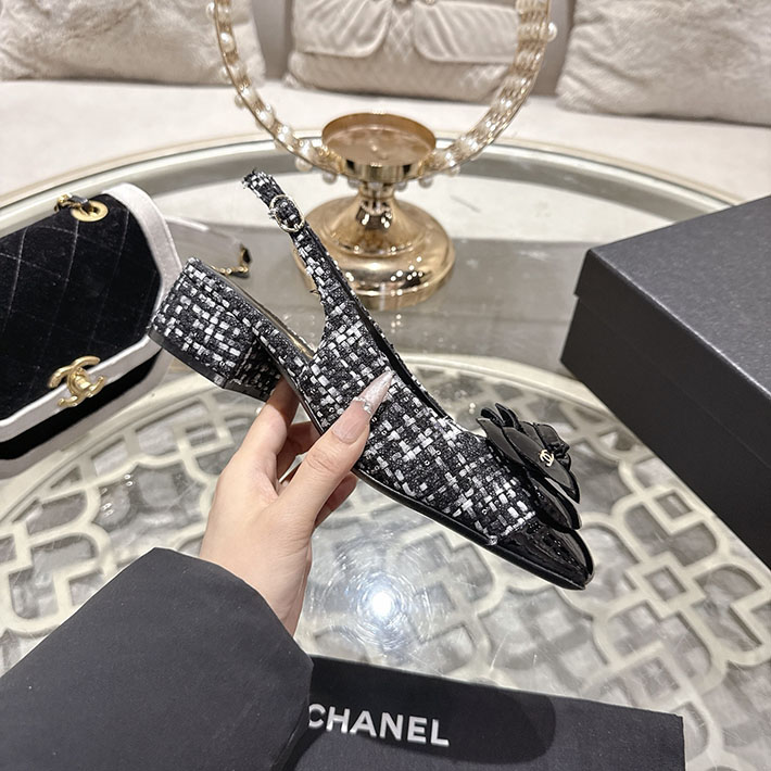 最高級シャネルスーパーコピー CHANEL 45mm カメリア ポインテッドトゥ サンダル ベルベット 2628376 シャネル 靴 セール - 画像 (8)