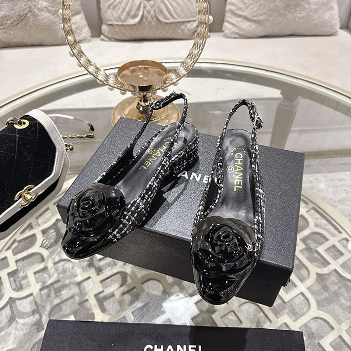 最高級シャネルスーパーコピー CHANEL 45mm カメリア ポインテッドトゥ サンダル ベルベット 2628376 シャネル 靴 セール - 画像 (7)