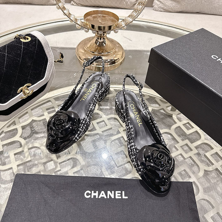 最高級シャネルスーパーコピー CHANEL 45mm カメリア ポインテッドトゥ サンダル ベルベット 2628376 シャネル 靴 セール - 画像 (2)