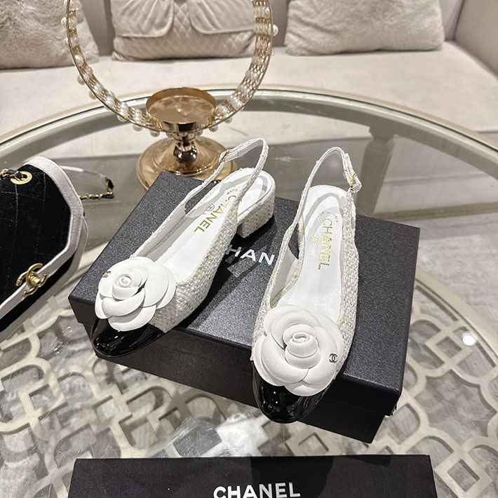 最高級シャネルスーパーコピー CHANEL 45mm カメリア ポインテッドトゥ サンダル ベルベット 2628377 シャネルの靴値段 - 画像 (7)