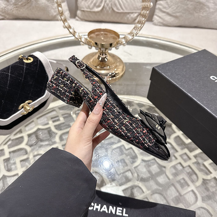 最高級シャネルスーパーコピー CHANEL 45mm カメリア ポインテッドトゥ サンダル ベルベット 2628378 シャネルシューズレディース - 画像 (8)