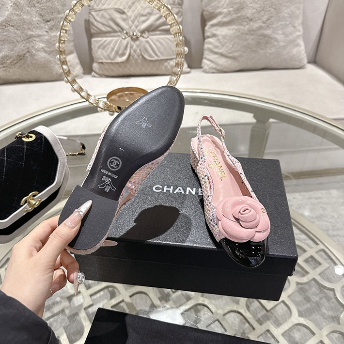 最高級シャネルスーパーコピー CHANEL 45mm カメリア ポインテッドトゥ サンダル ベルベット 2628379 シャネル新作シューズ - 画像 (4)