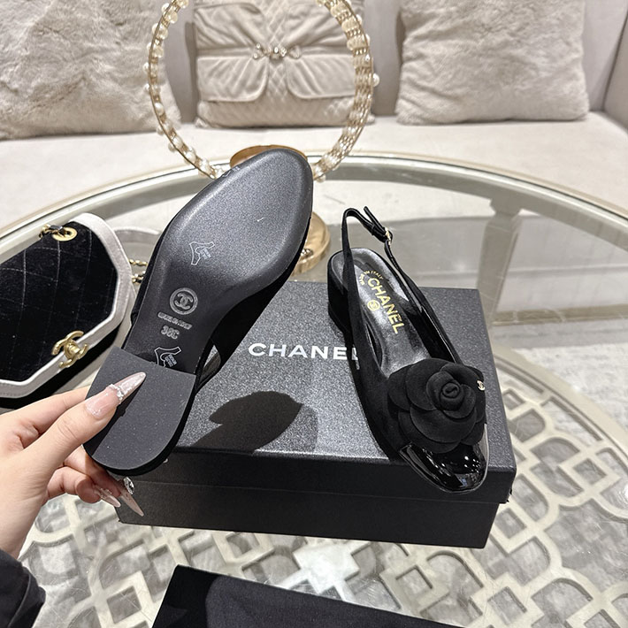 最高級シャネルスーパーコピー CHANEL 45mm カメリア ポインテッドトゥ サンダル ベルベット 2628382 サンダル 激安 レディース 送料無料 - 画像 (4)