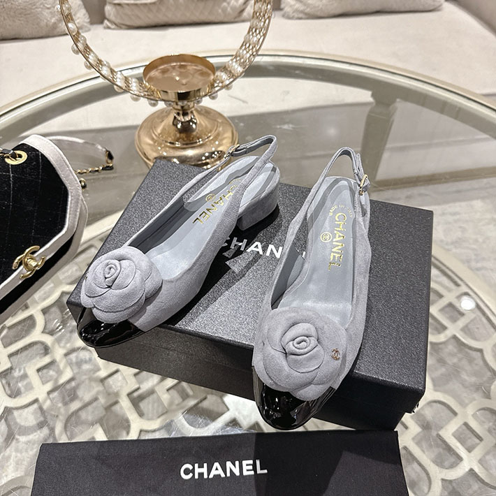 最高級シャネルスーパーコピー CHANEL 45mm カメリア ポインテッドトゥ サンダル ベルベット 2628383 サンダル レディース 安い 人気 - 画像 (7)