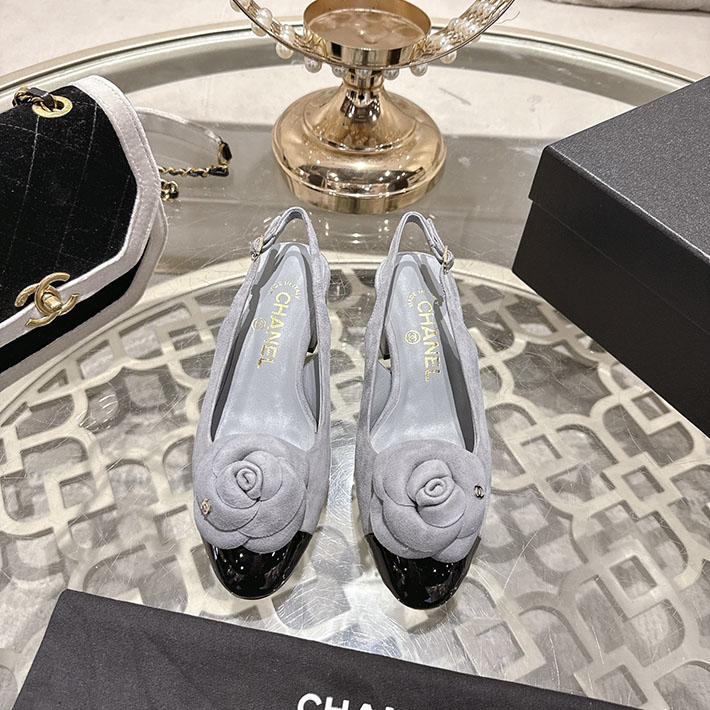 最高級シャネルスーパーコピー CHANEL 45mm カメリア ポインテッドトゥ サンダル ベルベット 2628383 サンダル レディース 安い 人気 - 画像 (3)
