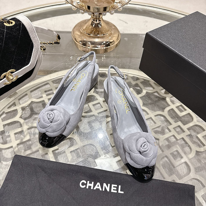 最高級シャネルスーパーコピー CHANEL 45mm カメリア ポインテッドトゥ サンダル ベルベット 2628383 サンダル レディース 安い 人気 - 画像 (2)