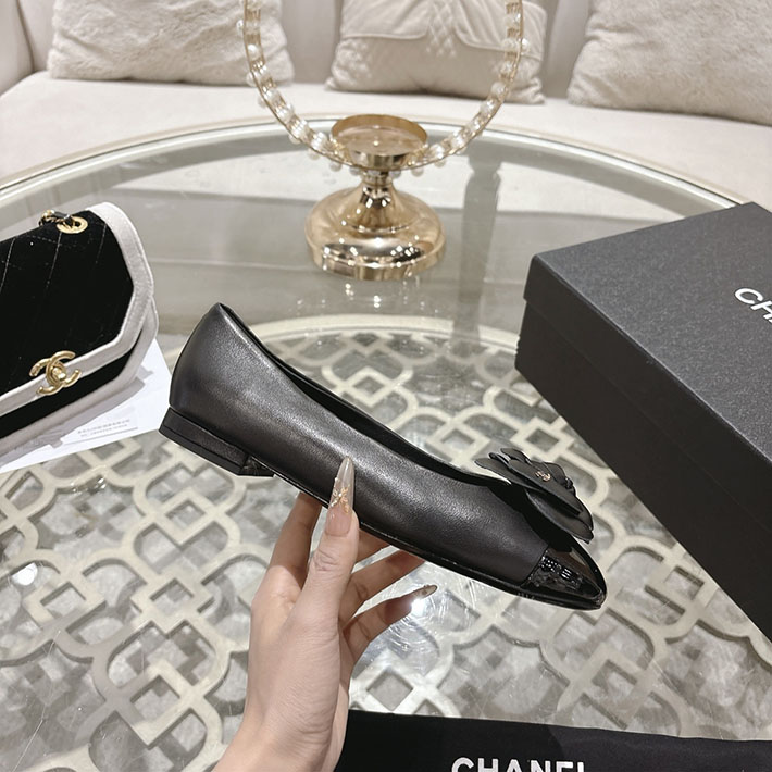 最高級シャネルスーパーコピー CHANEL 45mm 大人気バレリーナ フラットシューズ ブラック 2628398 シャネル パンプス バイカラー - 画像 (7)