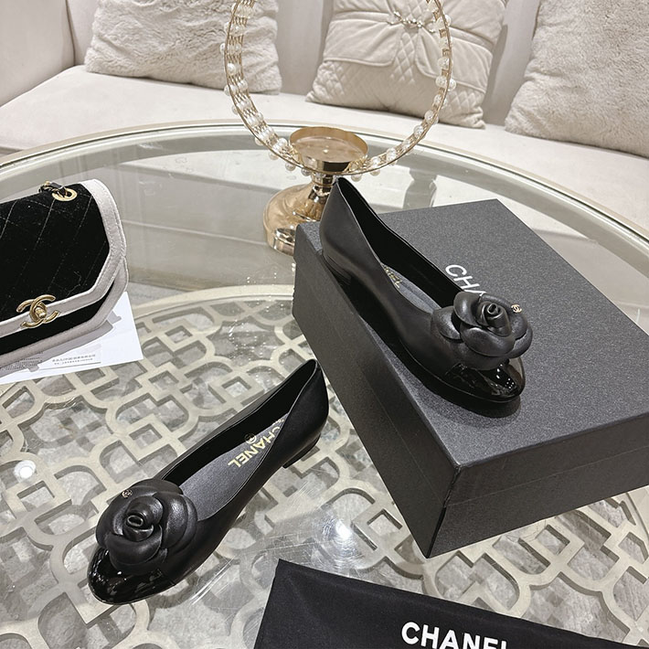 最高級シャネルスーパーコピー CHANEL 45mm 大人気バレリーナ フラットシューズ ブラック 2628398 シャネル パンプス バイカラー - 画像 (6)