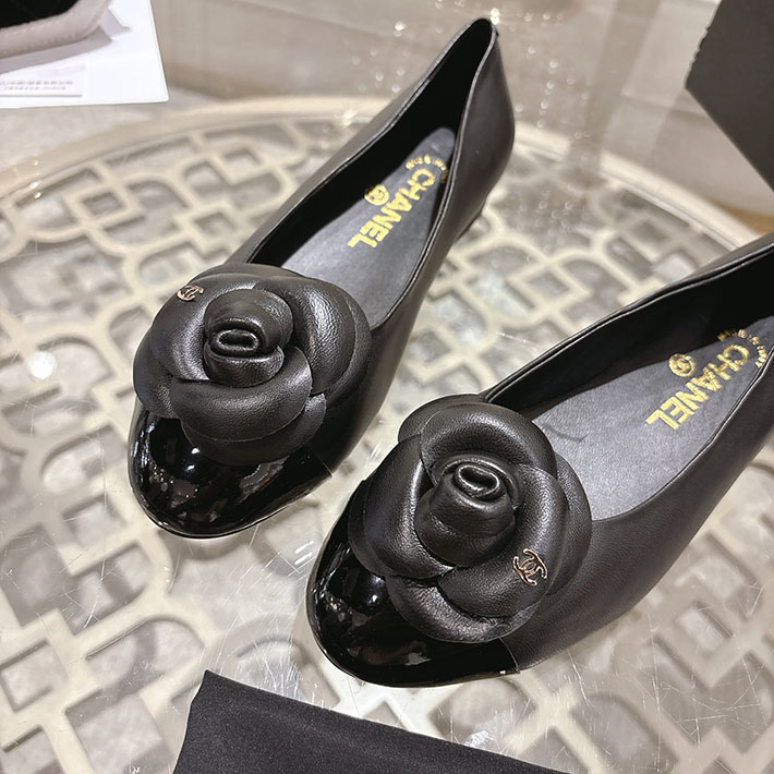 最高級シャネルスーパーコピー CHANEL 45mm 大人気バレリーナ フラットシューズ ブラック 2628398 シャネル パンプス バイカラー - 画像 (5)