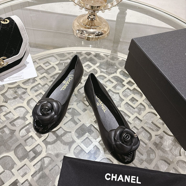 最高級シャネルスーパーコピー CHANEL 45mm 大人気バレリーナ フラットシューズ ブラック 2628398 シャネル パンプス バイカラー - 画像 (2)