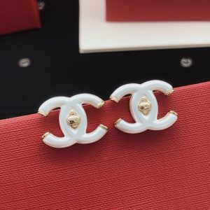 シャネル イヤリング 安い