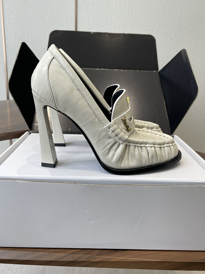 最高級サンローランスーパーコピー Saint Laurent 10cm ル ローファー パンプス イールスキン 2628443 ローファー レディース 歩きやすい - 画像 (4)