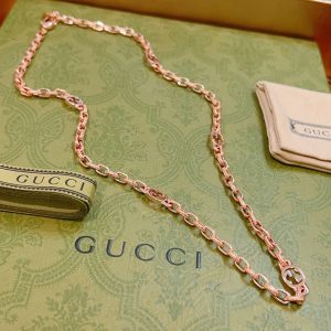 グッチ ネックレス メンズ 人気