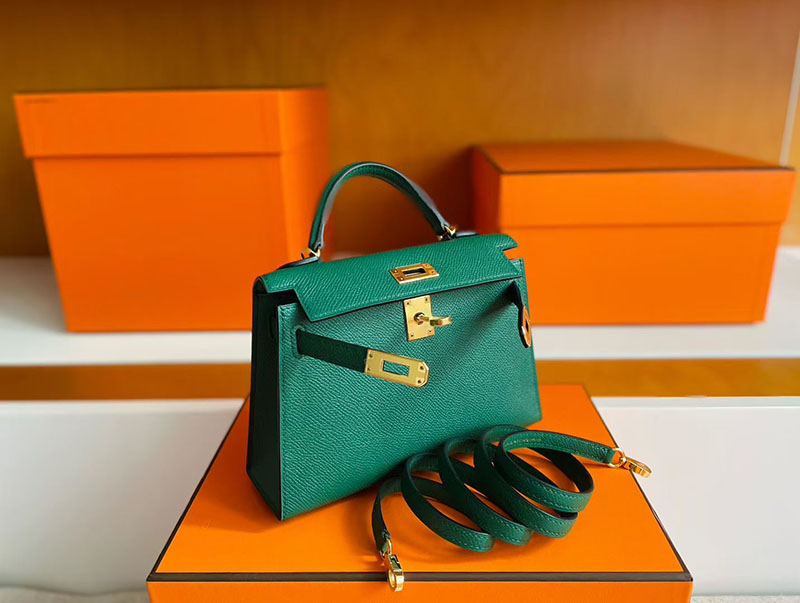 エルメス ケリーミニ2 HERMES ケリーミニ2 外縫い マラカイト ヴォーエプソン ゴールド金具 2627823 エルメス 新作バッグ - 画像 (6)