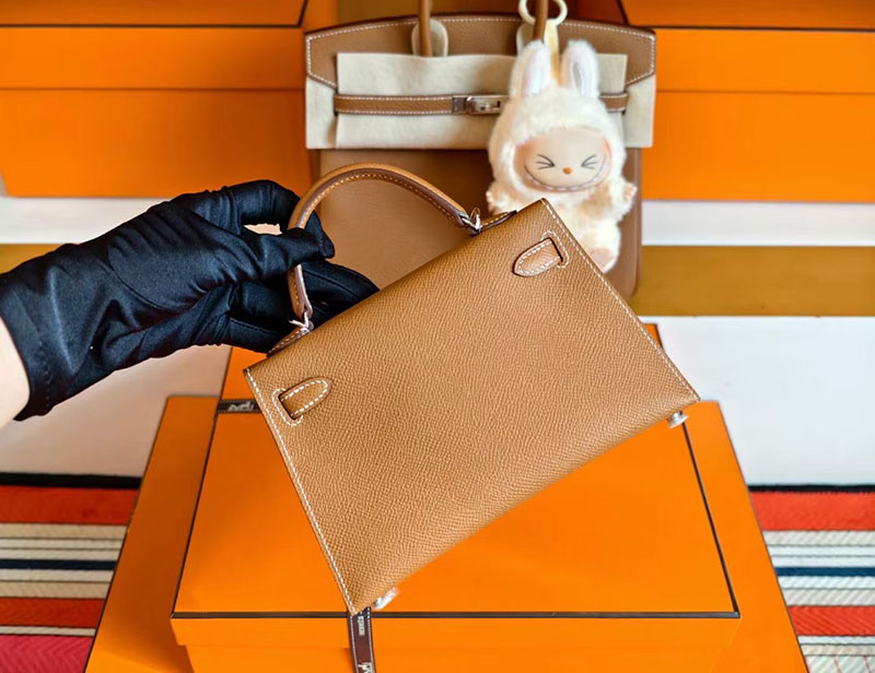 ミニケリー ゴールド HERMES ケリーミニ2 外縫い ゴールド ヴォーエプソン シルバー金具 2627828 エルメス 新作バッグ - 画像 (9)