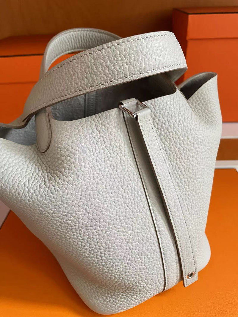 ピコタン 定価 HERMES ピコタンロック 18 PM パールグレー トリヨンクレマンス シルバー金具 2627834 エルメス 新作バッグ - 画像 (6)