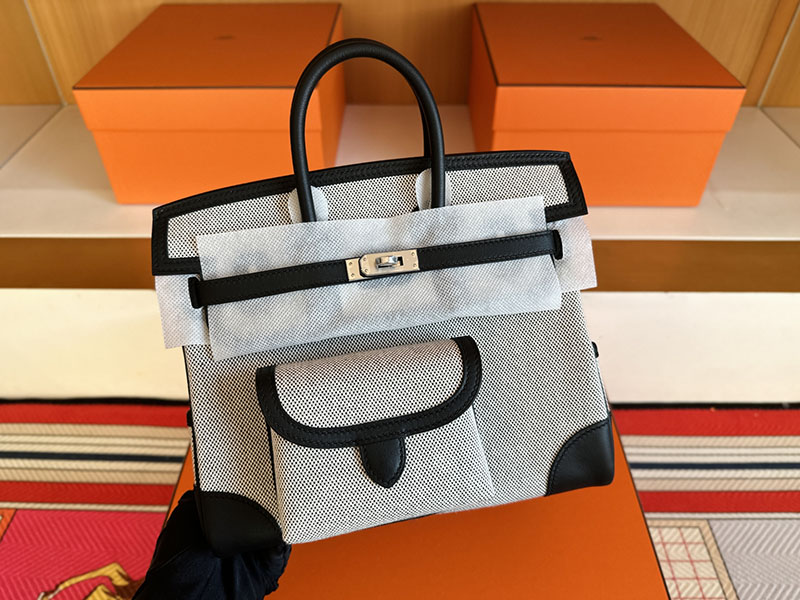 バーキン カーゴ 25 定価