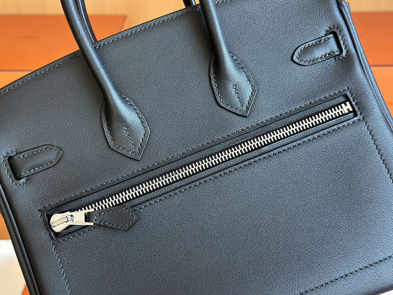バーキンロック25 定価 HERMES バーキン25 ロック 黒 ブラック ヴォー・ヴォリュプト シルバー金具 2627839 エルメス 新作バッグ - 画像 (2)