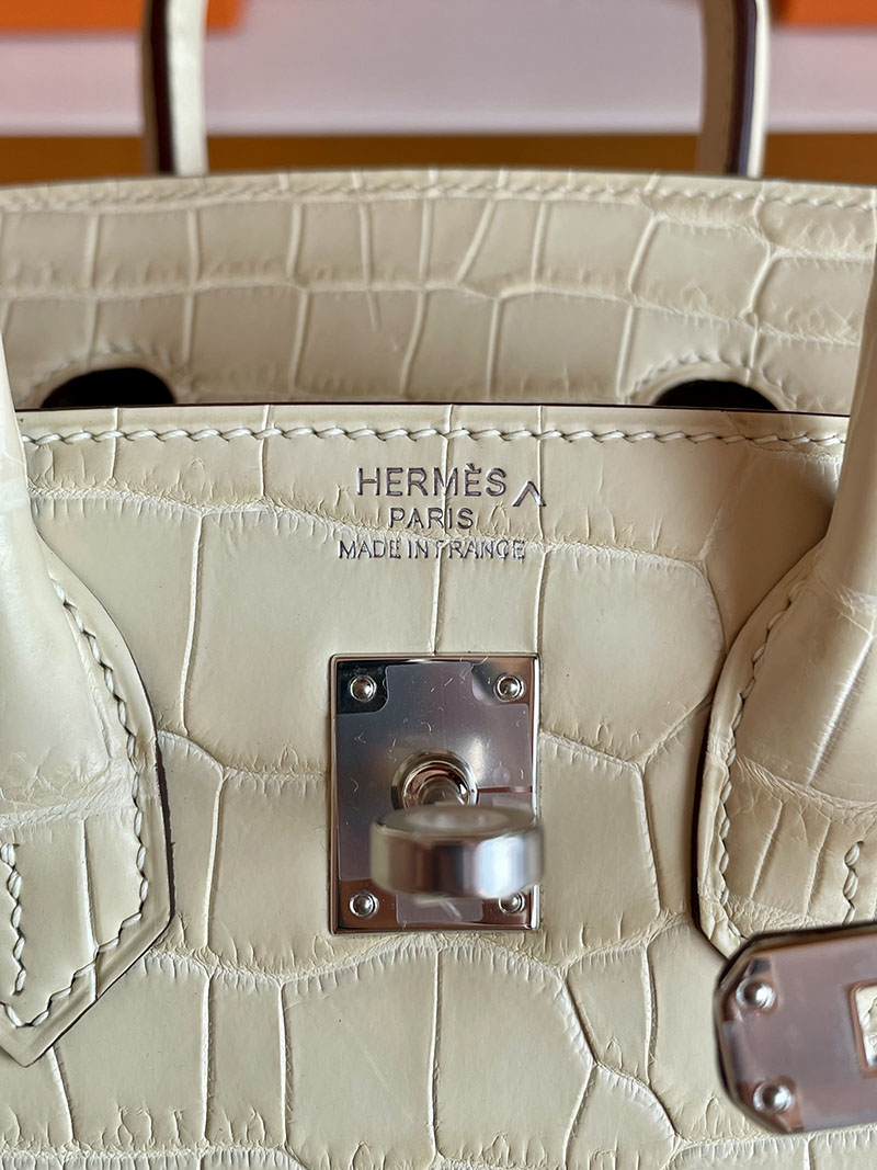 バーキン25 クロコ 定価 HERMES バーキン25 ヴァニラ クロコダイル ポロサスマット シルバー金具 2627846 エルメス 新作バッグ - 画像 (7)