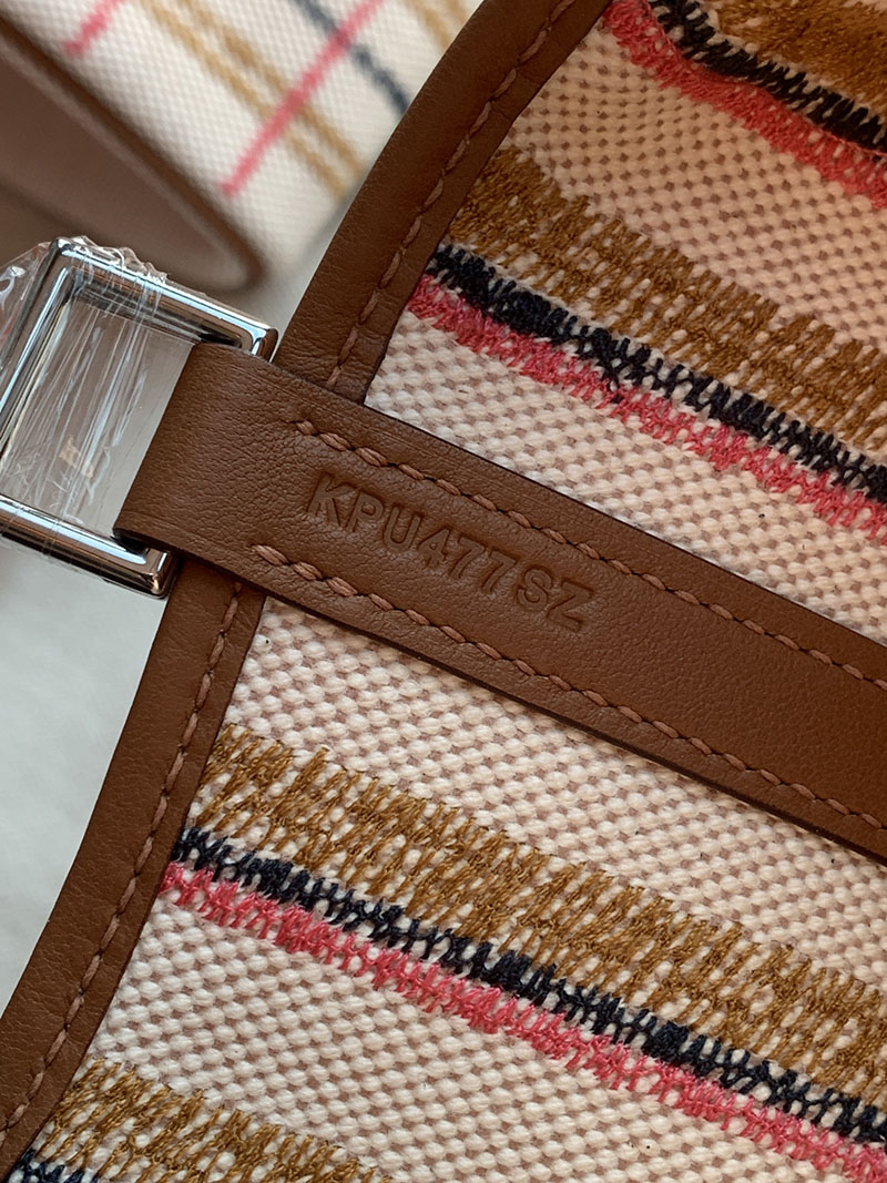 エルメス ピコタン風 HERMES ピコタンロックPM ハンドバッグ ゴールド トワルアッシュ ヴォースイフト シルバー金具 2627847 エルメス 新作バッグ - 画像 (4)