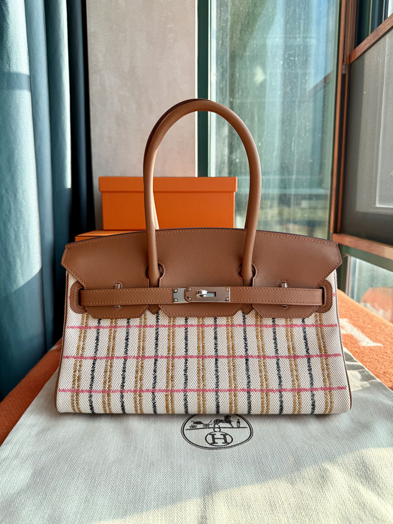 エルメス ミニバーキン HERMES バーキンショルダーライト 29 ゴールド トワルアッシュ ヴォースイフト シルバー金具 2627848 エルメス 新作バッグ - 画像 (2)