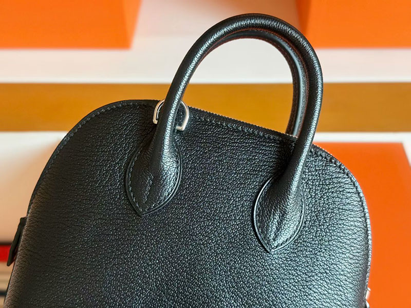 ボリードミニ 黒 HERMES ボリード1923 ミニ 黒 ブラック シェブルミゾル シルバー金具 2627859 エルメス 新作バッグ - 画像 (4)