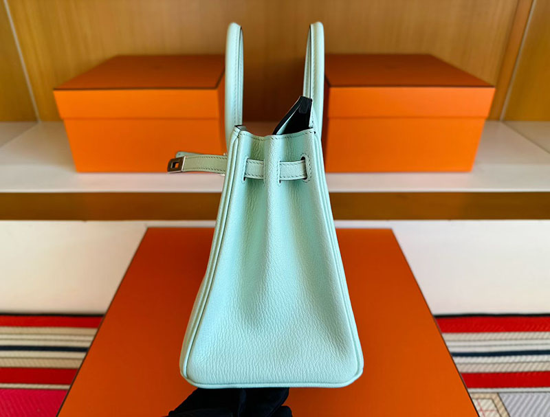 バーキン25大阪 HERMES バーキン25 ヴェールペパーミント シェブルミゾル シルバー金具 2627863 エルメス 新作バッグ - 画像 (5)