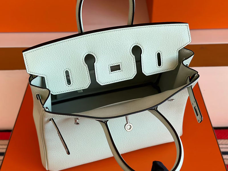 バーキン25大阪 HERMES バーキン25 ヴェールペパーミント シェブルミゾル シルバー金具 2627863 エルメス 新作バッグ - 画像 (3)