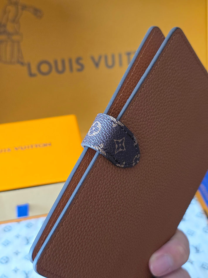 ルイヴィトン販売店舗 カードケース Louis Vuitton ノートブックカバーPM・シャルル コニャック GI1465 ルイヴィトン ノート 使い方 - 画像 (6)