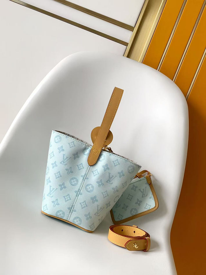 ルイヴィトン販売店舗 バッグ レディース Louis Vuitton オール・イン BB ブルー クーリエ M27529 ルイヴィトン オールイン BB 使い勝手 - 画像 (7)