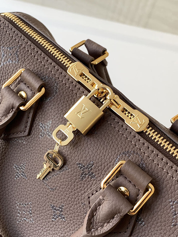 ルイヴィトン販売店舗 バッグ レディース Louis Vuitton スピーディ・バンドリエール 25 Brun M26691 ルイヴィトン スピーディ 25 値段 - 画像 (6)