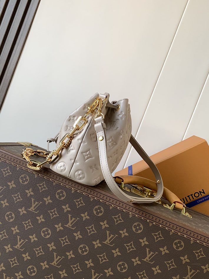 ルイヴィトン販売店舗 バッグ レディース Louis Vuitton クッサン バケット ベージュ M26530 ルイヴィトン バケツ 定価 - 画像 (9)