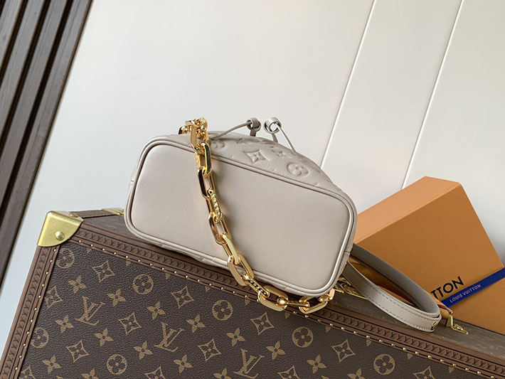 ルイヴィトン販売店舗 バッグ レディース Louis Vuitton クッサン バケット ベージュ M26530 ルイヴィトン バケツ 定価 - 画像 (7)