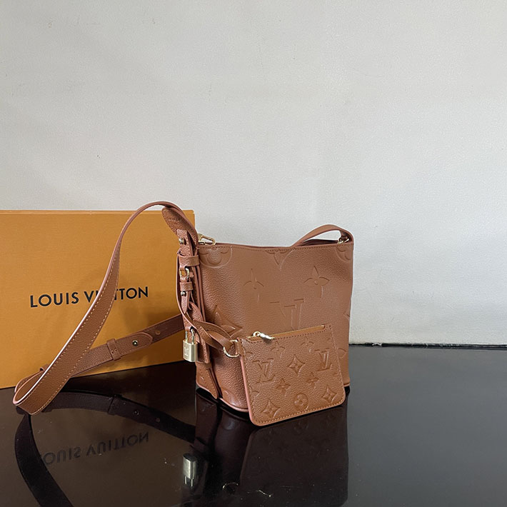 ルイヴィトン販売店舗 バッグ レディース Louis Vuitton All In BB オールイン BB タン M28820 ルイヴィトン オールイン BB 使い勝手 - 画像 (9)