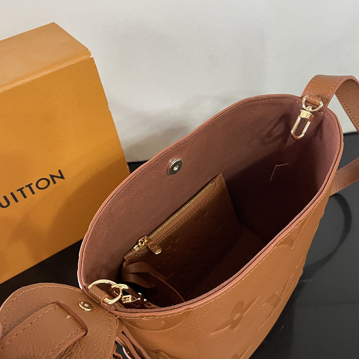 ルイヴィトン販売店舗 バッグ レディース Louis Vuitton All In BB オールイン BB タン M28820 ルイヴィトン オールイン BB 使い勝手 - 画像 (3)