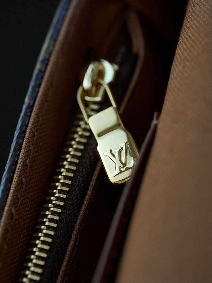 ルイヴィトン販売店舗 バッグ レディース LV ウォレット オン チェーン・アイビー ブラウン M81911 ヴィトン チェーンウォレット 使い勝手 - 画像 (3)