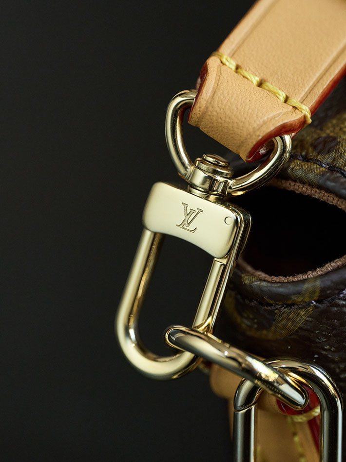 ルイヴィトン販売店舗 バッグ レディース LV ウォレット オン チェーン・アイビー ブラウン M81911 ヴィトン チェーンウォレット 使い勝手 - 画像 (2)