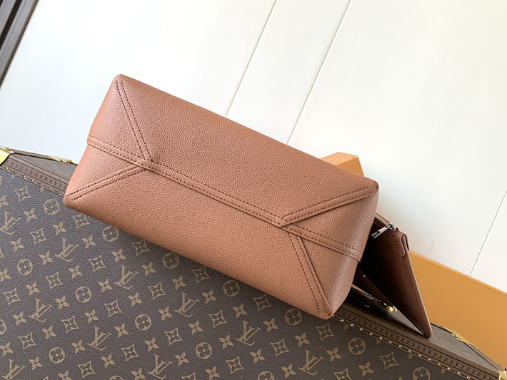 ルイヴィトン販売店舗 バッグ メンズ Louis Vuitton ヴェルソ・トート タン M26745 ルイヴィトン メンズ バッグ 新作 - 画像 (7)