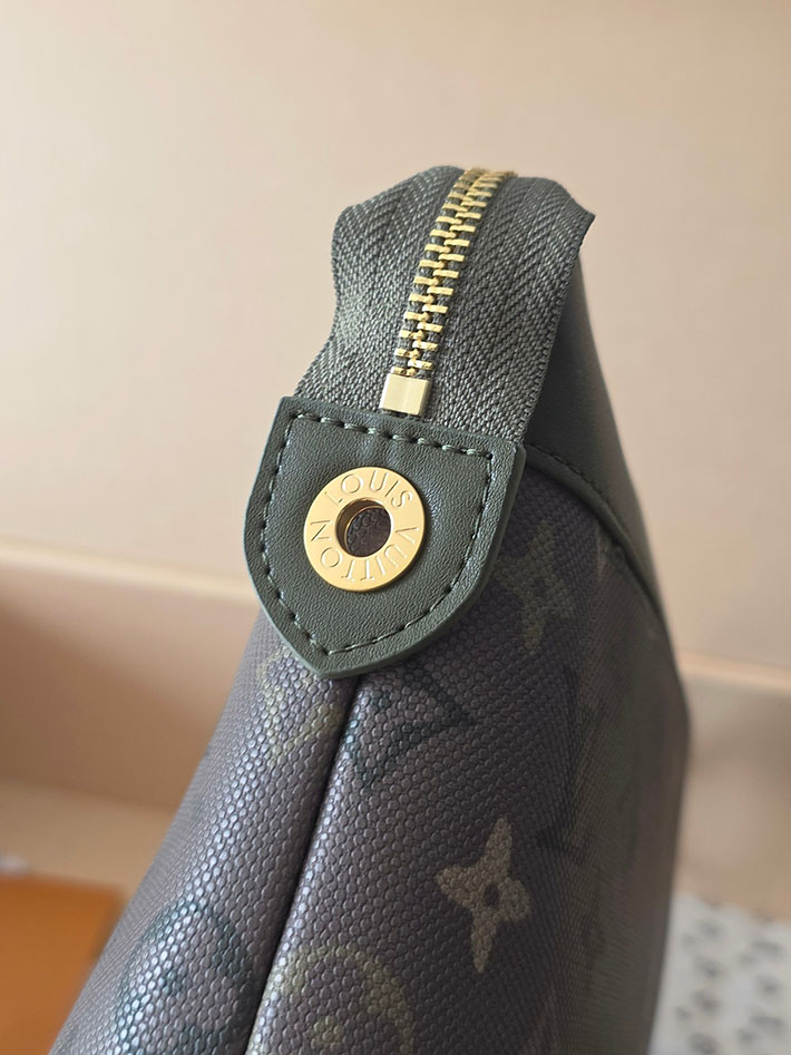 ルイヴィトン販売店舗 バッグ メンズ Louis Vuitton ポシェット・ヴォワヤージュ スープル カーキ M26970 ヴィトン クラッチバッグ メンズ - 画像 (6)