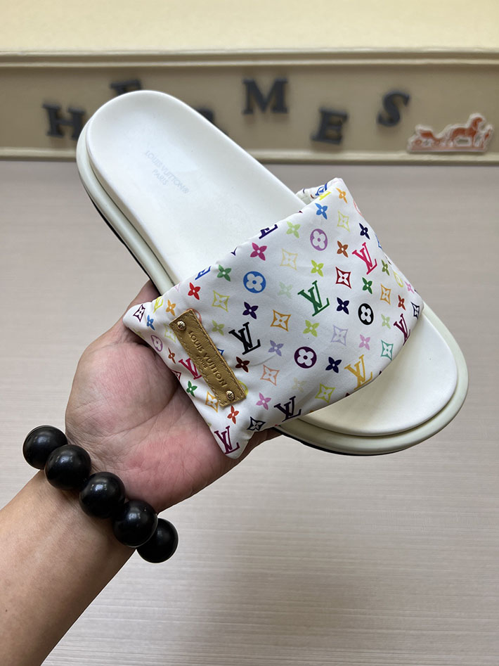 メンズ・レディース兼用 ルイヴィトン サンダル Louis Vuitton x TM プールピロー ミュール 2629013 ルイヴィトン サンダル レディース - 画像 (3)