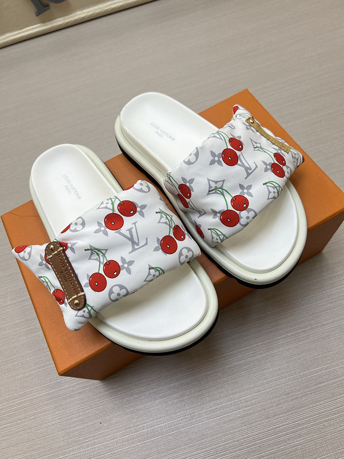 メンズ・レディース兼用 ルイヴィトン サンダル Louis Vuitton x TM プールピロー ミュール 2629018 ルイヴィトン 靴 白 - 画像 (9)