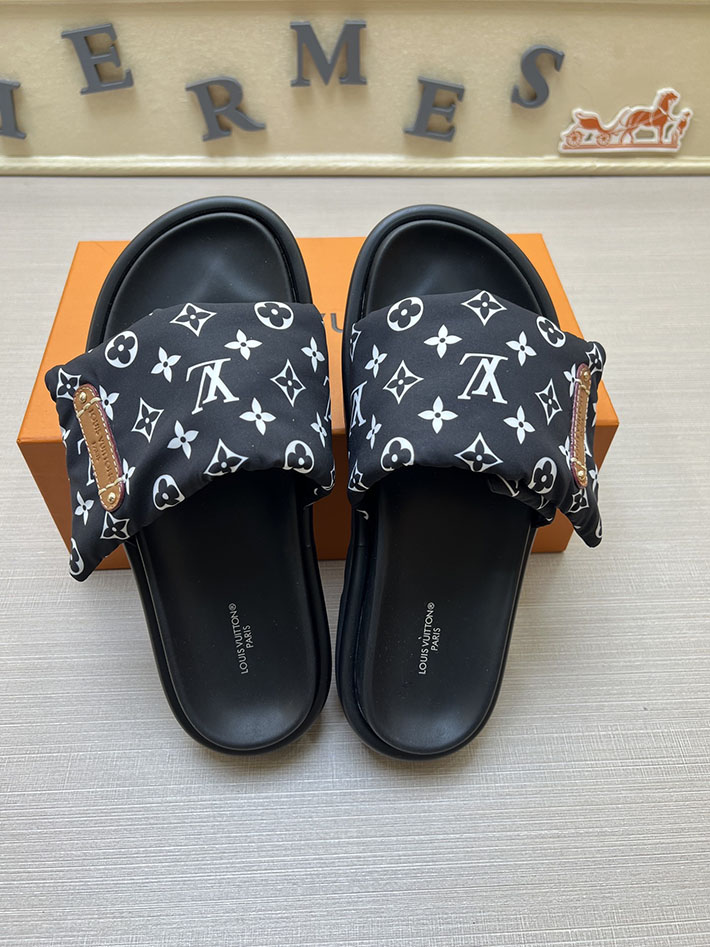 ルイヴィトン 靴 黒