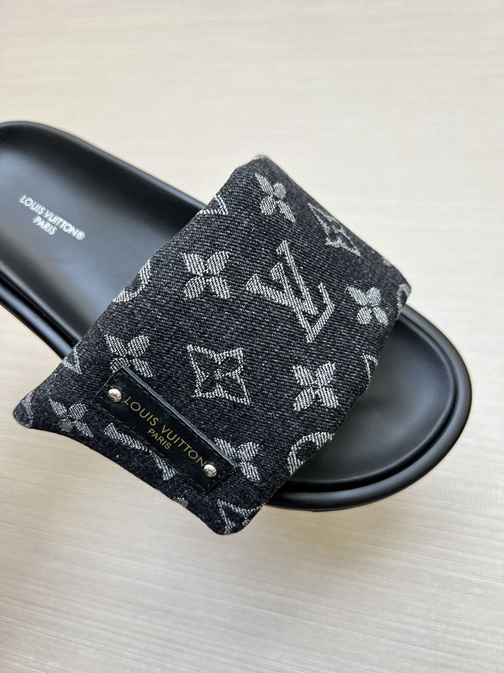 メンズ・レディース兼用 ルイヴィトン サンダル LV プールピロー・ライン ミュール モノグラム 2629023 ルイヴィトン 靴 新作 - 画像 (7)